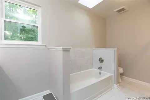 4 W Spur Ct, Hampton, VA 23666 photo 7