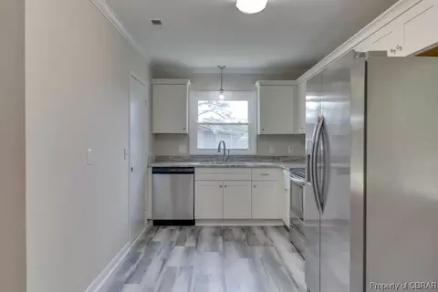 7279 Leigh Dr, Hayes, VA 23072 photo 13