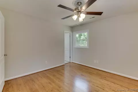 7279 Leigh Dr, Hayes, VA 23072 photo 21