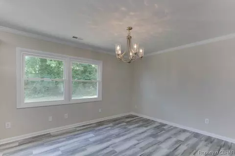 7279 Leigh Dr, Hayes, VA 23072 photo 11