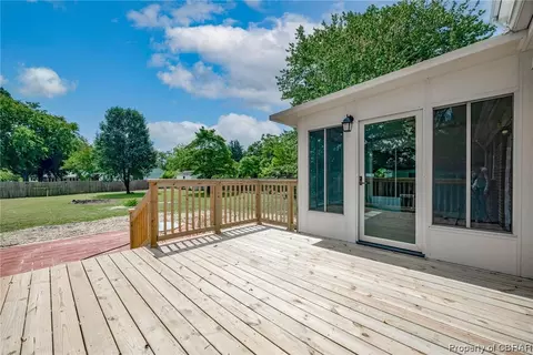 1621 Greate Rd, Gloucester Point, VA 23062 photo 34