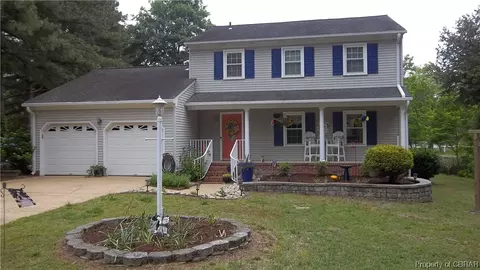 7792 E Guinea Rd, Hayes, VA 23072