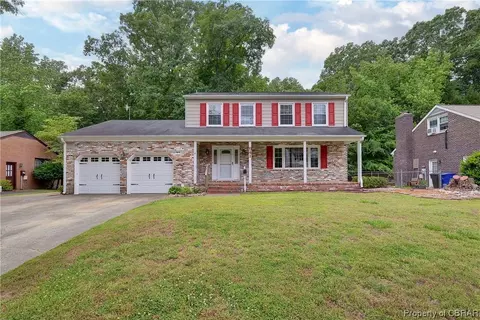 941 Lacon Dr, Newport News, VA 23608