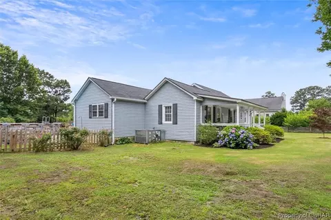 5445 Ark Rd, Gloucester, VA 23061 photo 5