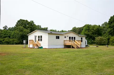171 Travellers Rd, Shacklefords, VA 23156