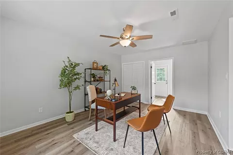 1927 Gloucester Point Dr, Gloucester Point, VA 23062 photo 9