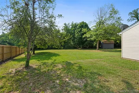1927 Gloucester Point Dr, Gloucester Point, VA 23062 photo 40