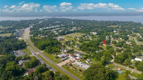 1927 Gloucester Point Dr, Gloucester Point, VA 23062 photo 49