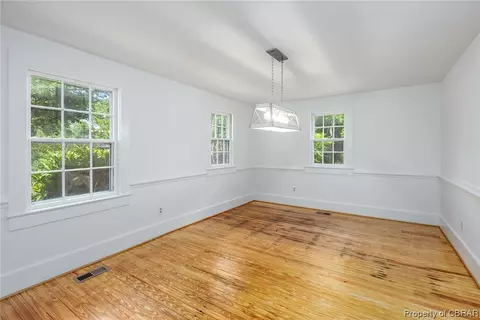 624 Gloucester Rd, Saluda, VA 23149 photo 13