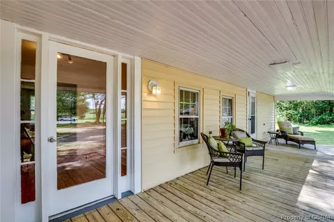 624 Gloucester Rd, Saluda, VA 23149 photo 36