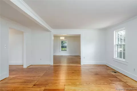 624 Gloucester Rd, Saluda, VA 23149 photo 10