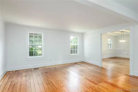 624 Gloucester Rd, Saluda, VA 23149 photo 9
