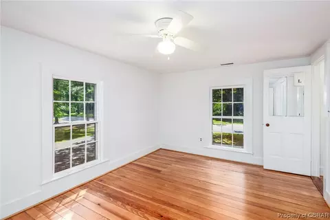 624 Gloucester Rd, Saluda, VA 23149 photo 26