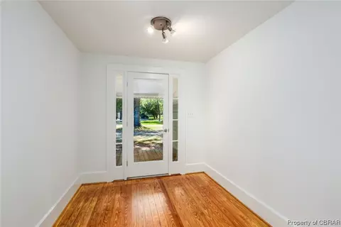 624 Gloucester Rd, Saluda, VA 23149 photo 11