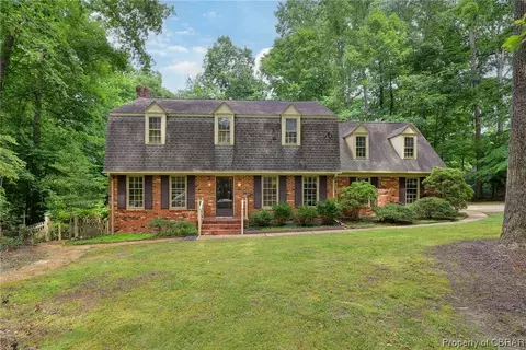 106 Saxon Rd, Williamsburg, VA 23185