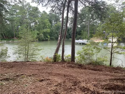 00 Weems Rd, Weems, VA 22576