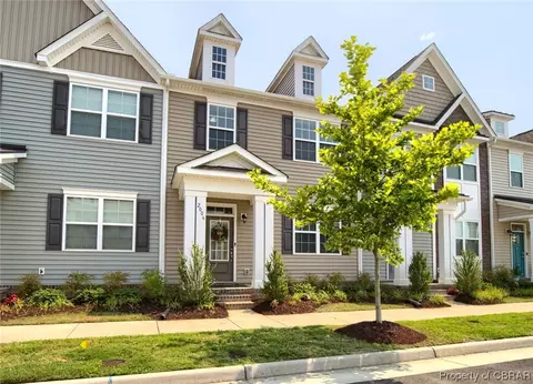 2006 Chartwell Dr, Newport News, VA 23608
