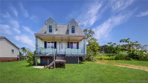197 Messick Rd, Poquoson, VA 23662