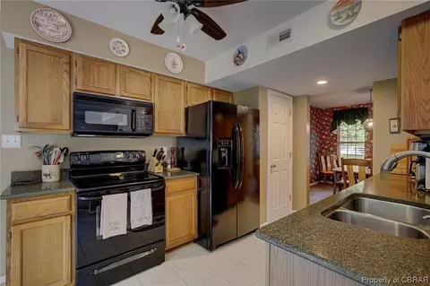 8024 Kitchener Dr, Gloucester, VA 23061 photo 19