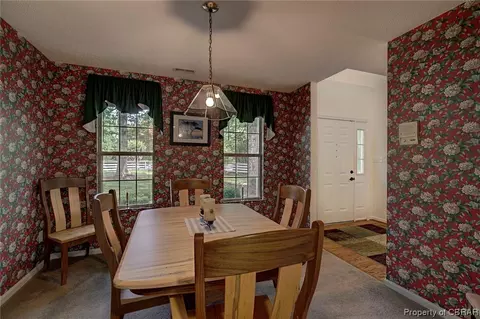 8024 Kitchener Dr, Gloucester, VA 23061 photo 16