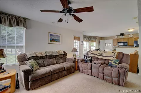 8024 Kitchener Dr, Gloucester, VA 23061 photo 13