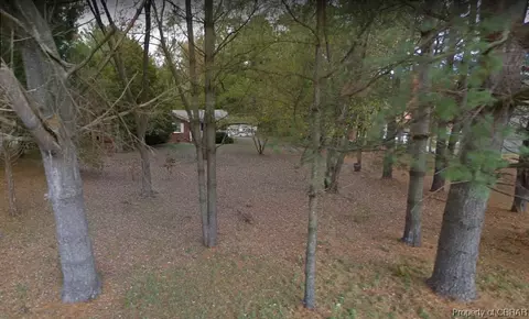 5277 Chestnut Fork Rd, Gloucester, VA 23061