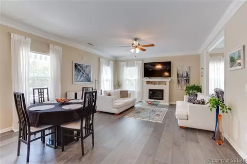8 Boger Cir, Hampton, VA 23664 photo 11