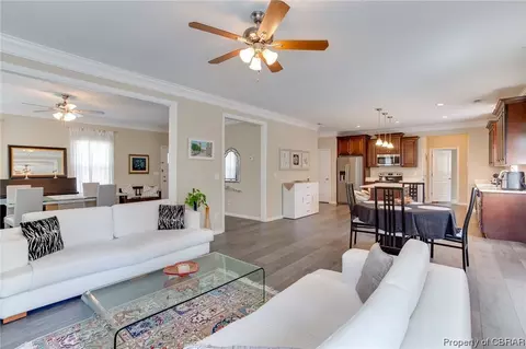 8 Boger Cir, Hampton, VA 23664 photo 15