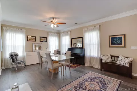 8 Boger Cir, Hampton, VA 23664 photo 5