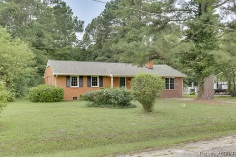 3470 Vaughan Creek Dr, Hayes, VA 23072