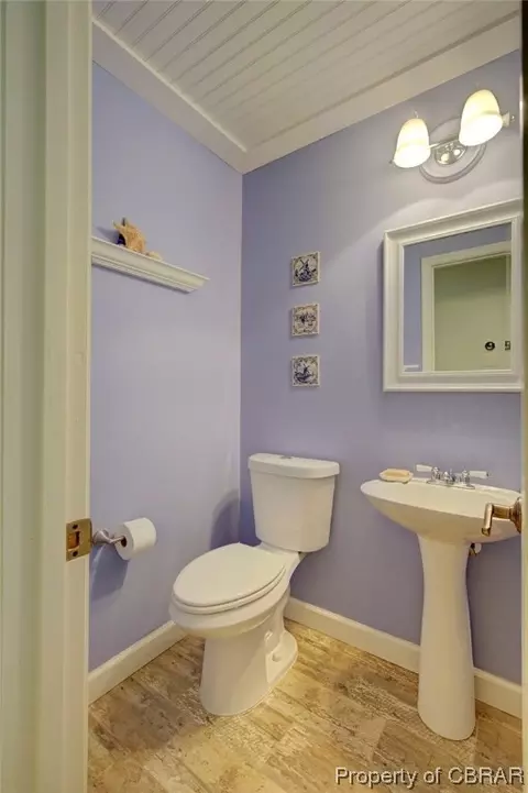 8463 Kitchener Dr, Gloucester, VA 23061 photo 13
