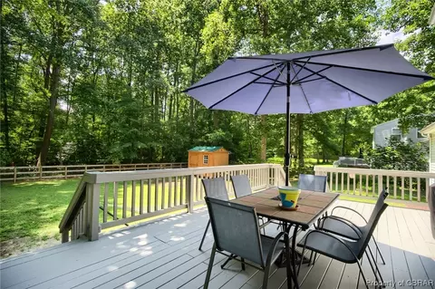8463 Kitchener Dr, Gloucester, VA 23061 photo 27