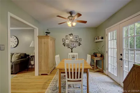 8463 Kitchener Dr, Gloucester, VA 23061 photo 5