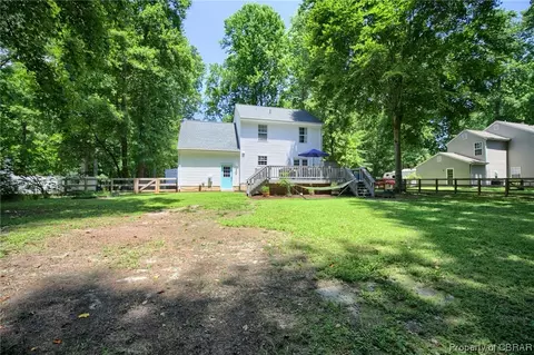 8463 Kitchener Dr, Gloucester, VA 23061 photo 24