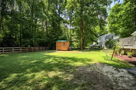 8463 Kitchener Dr, Gloucester, VA 23061 photo 26