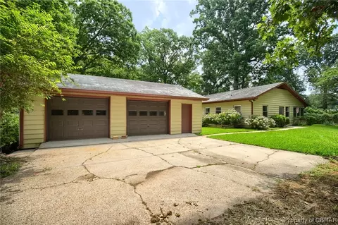 111 Hanamalea Ln, Topping, VA 23169 photo 2