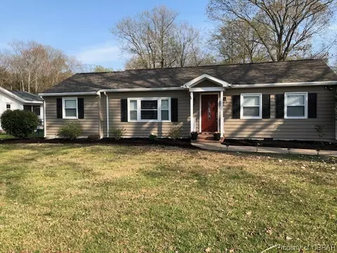 31 Pine Dr, White Stone, VA 22578