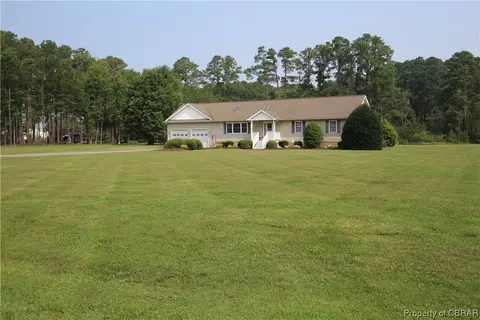 100 Celey Thomas Ln, Port Haywood, VA 23138