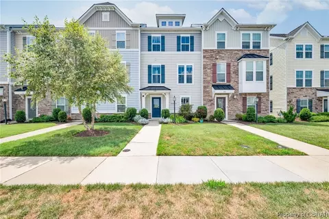 404 Spring Hill Pl, Smithfield, VA 23430