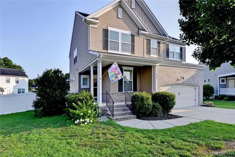 719 Dailily Ln, Newport News, VA 23608