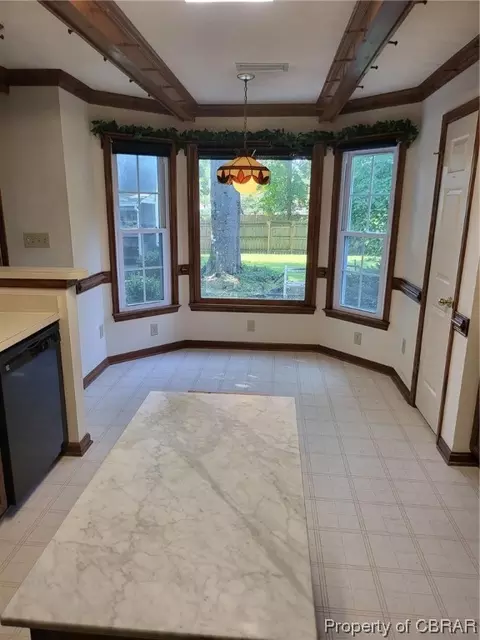 611 Burton St, Hampton, VA 23666 photo 9