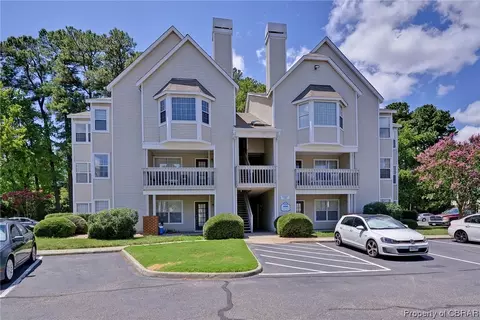 100 Windsor Ln #I, Williamsburg, VA 23185