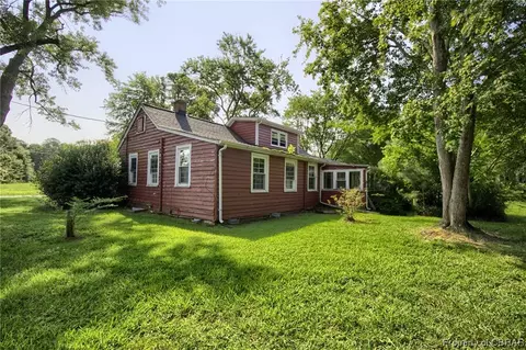 5974 Ware Neck Rd, Gloucester, VA 23061 photo 4