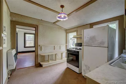 5974 Ware Neck Rd, Gloucester, VA 23061 photo 12