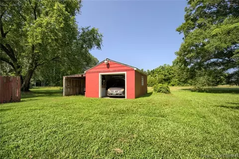 5974 Ware Neck Rd, Gloucester, VA 23061 photo 6