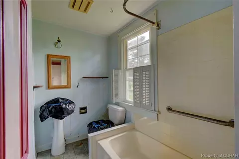 5974 Ware Neck Rd, Gloucester, VA 23061 photo 17