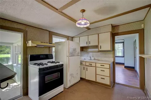 5974 Ware Neck Rd, Gloucester, VA 23061 photo 11