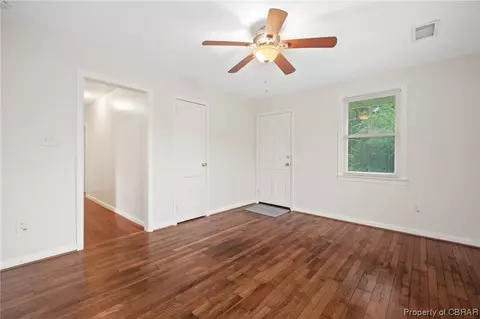 320 Columbia Ave, Hampton, VA 23669 photo 9