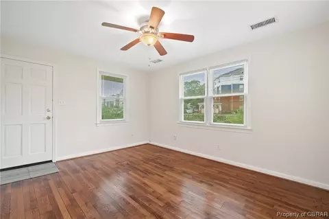 320 Columbia Ave, Hampton, VA 23669 photo 10