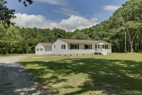 9523 Cuba Rd, Hayes, VA 23072